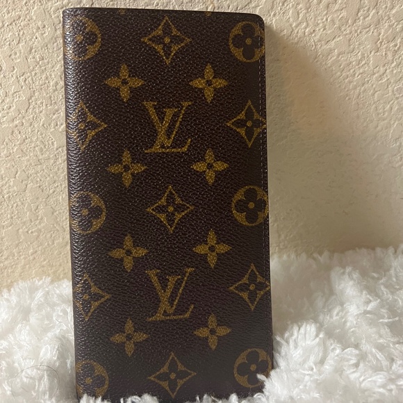 Louis Vuitton Monogram Bifold Wallet - Picture 1 of 7
